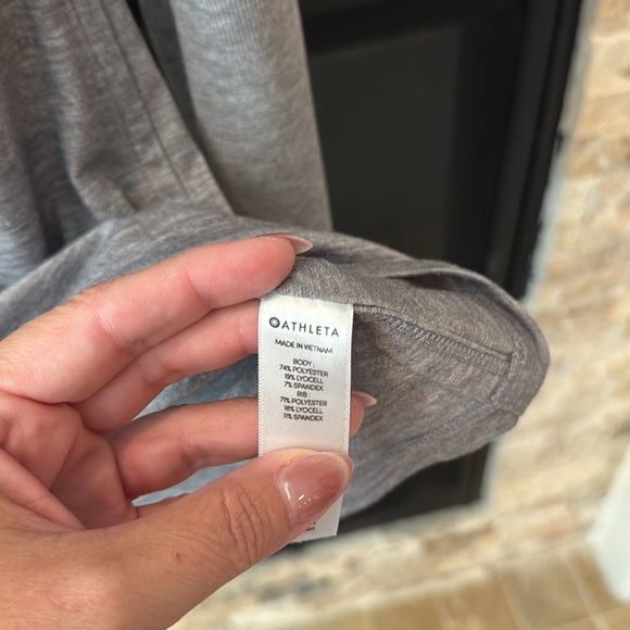 Athleta Essence Cowl-Neck Hooded Yoga Tunic Top In Heather Gray XXS - Picture 3 of 4